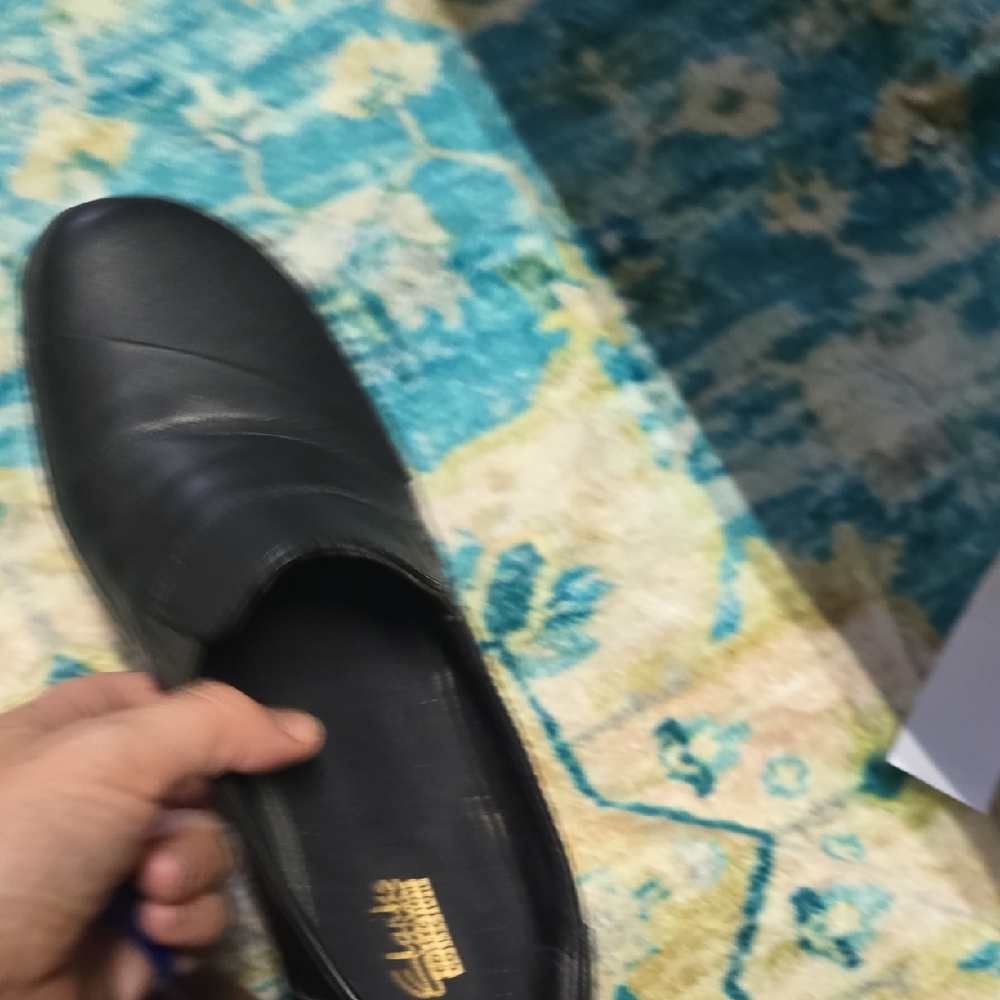 Clarks Black Leather Loafers - Picture 4 of 7